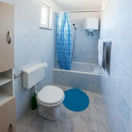 Manuela Proboj Apartment *